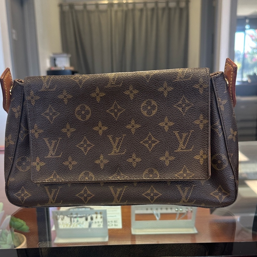 Louis Vuitton LV Monogram Looping Mini Vintage